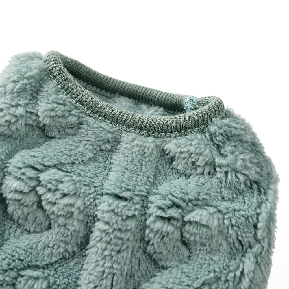 Miękki sweterek dla pupila-pieska lub kotka kot – styl i komfort na chłodne dni