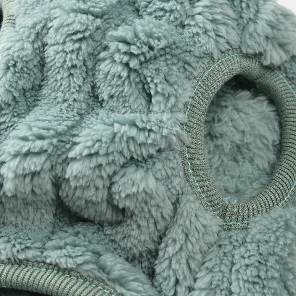 Miękki sweterek dla pupila-pieska lub kotka kot – styl i komfort na chłodne dni